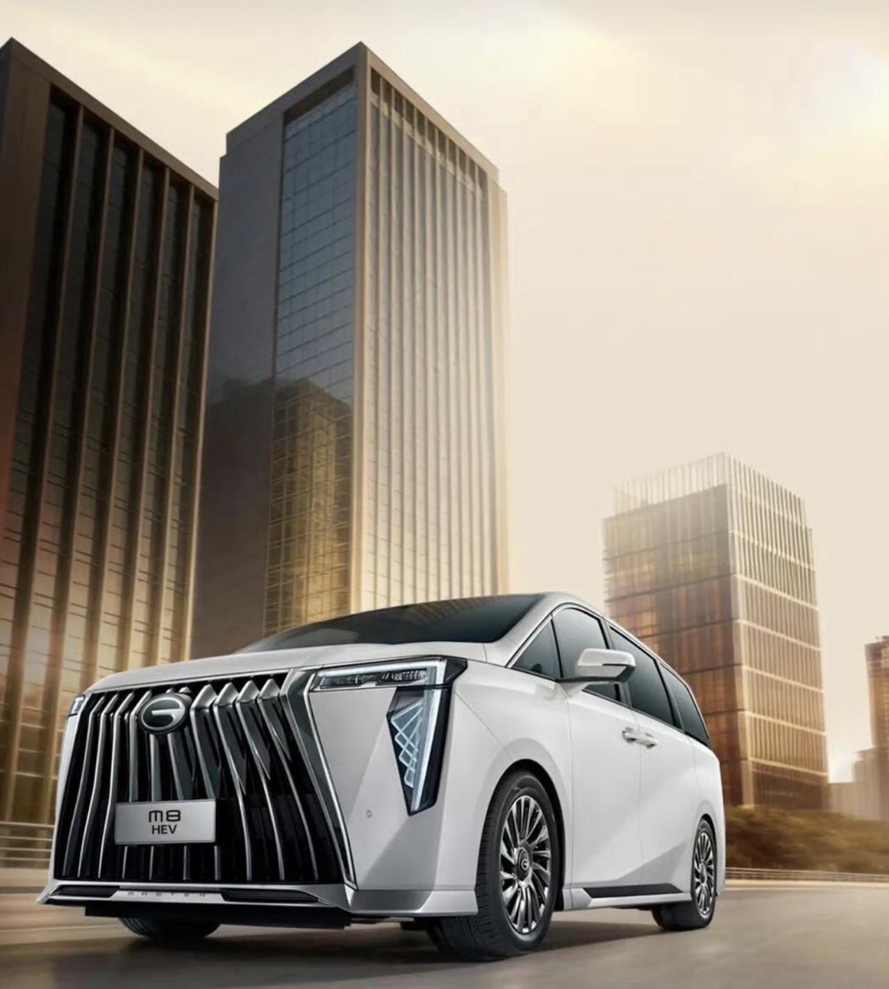 还在死守燃油车的，别嘴硬了，你大概率逃不出这十类人：要么是钱包厚到不在乎油钱