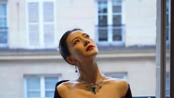 高圆圆：岁月沉淀的东方优雅典范