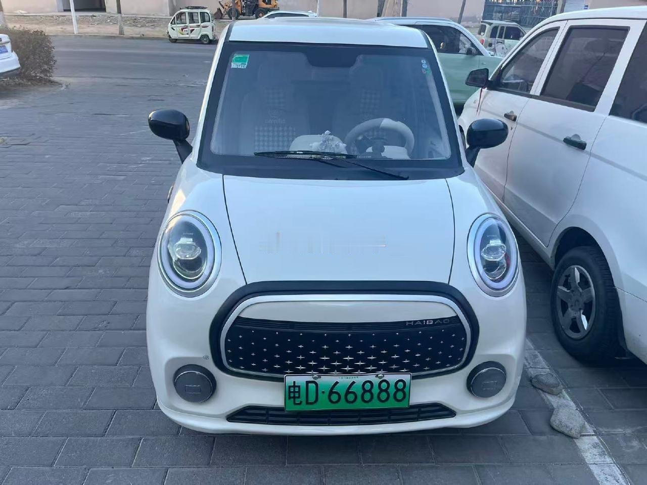 这是前两天去某地收车的时候看到的车，当地这种车太多了~~~满大街都是！！！比汽车