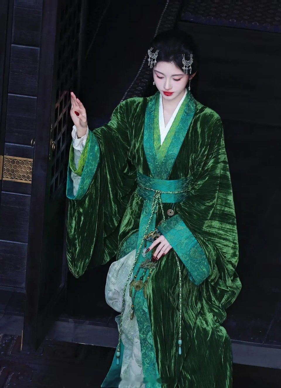 战国袍来袭，待播剧大家期待住了没？