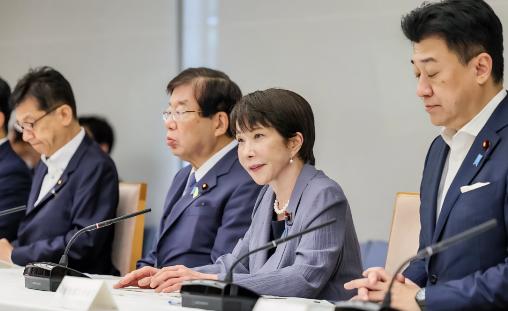 要大熊猫，日本求中国了。近日，日本方面透露，由于中日关系持续恶化，日本地方政府在