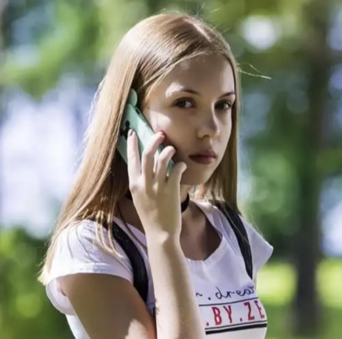 两种电话，你分得清吗？那天和朋友聊天，说着说着声音就开始断断续续，像收音机没