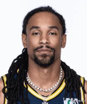 广东队还有调整空间吗？有，但是不大，广东队现在的调整空间就是换掉萨林杰跟麦考尔，