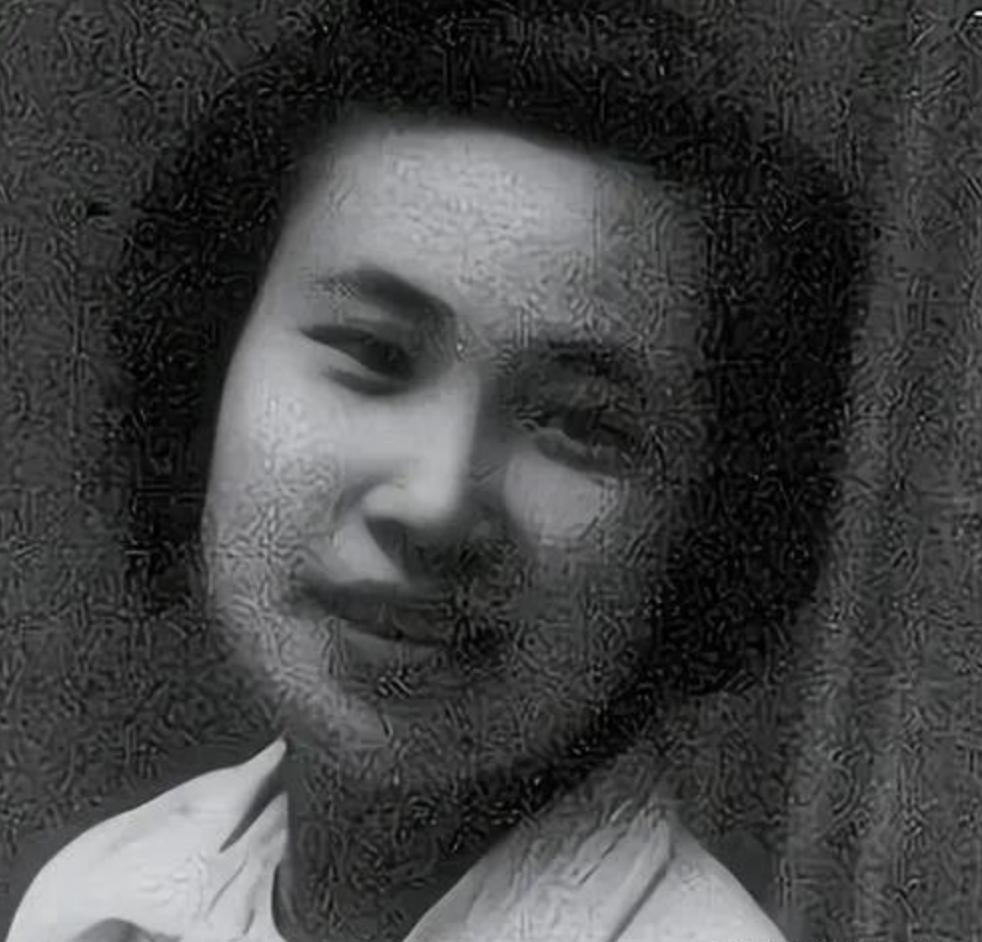 1940年！日军对17岁的杨静娟，用尽各种酷刑，老虎凳、烙刑、电刑、用钳子拔掉她