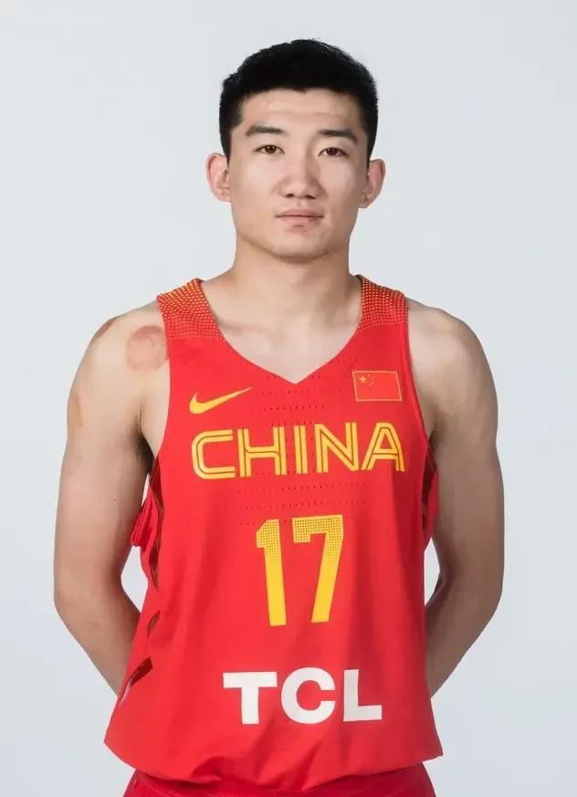 想给郭士强指导提个建议：能不能给胡金秋配个孙铭徽？这并非一时兴起，而是基于多