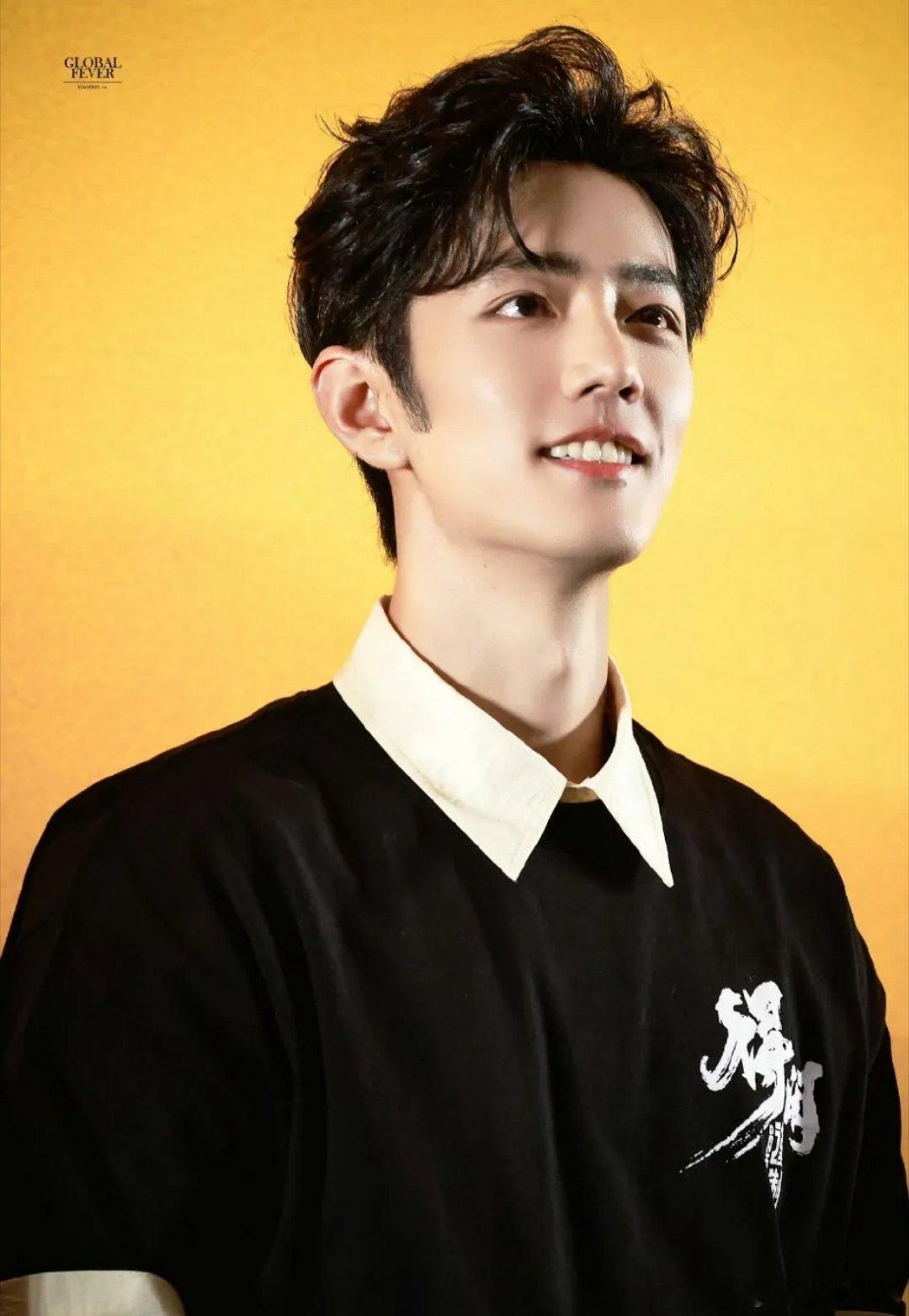 杨紫包场了钟楚曦包场了黄觉也包场了等呀等，估计是等不到王一博了肖战电影《闲得谨制