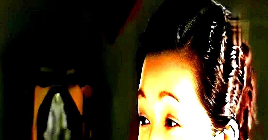 拍第二部前，导演郭宝昌给谢兰打了通电话：你被换了。明明她演的“小辣椒”香秀