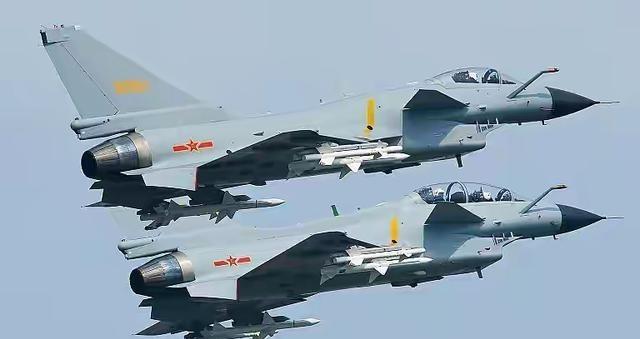 巴基斯坦空军一位退役准将曾说了个大实话，把自家F-16的老底给揭了。他说2025