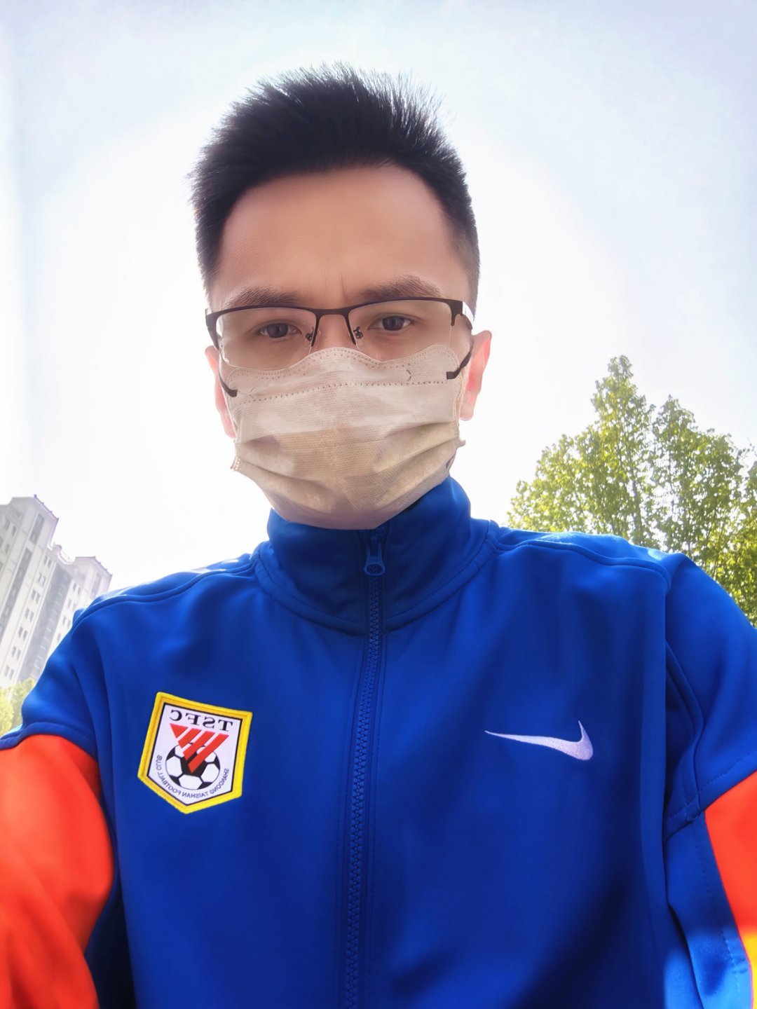 去年款出场夹克越看越好看，走在路上回头率很高我的日常plog