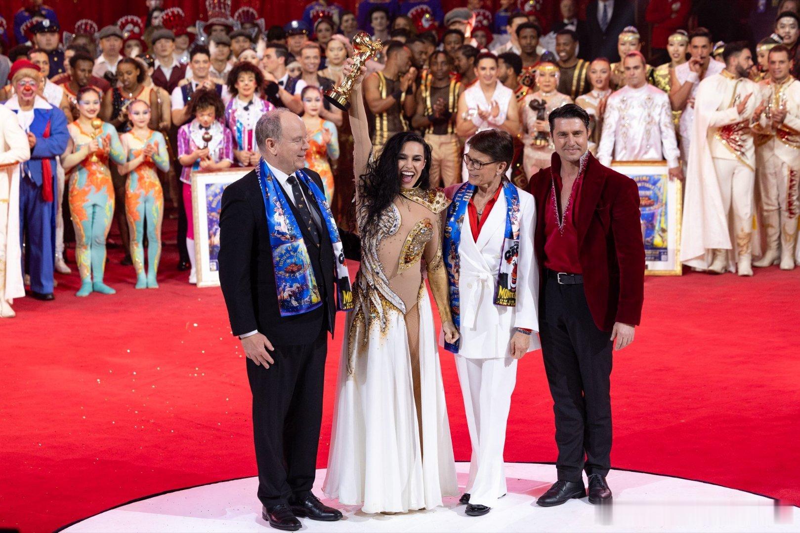 新闻2026.1.21摩纳哥王室成员出席一年一度的蒙特卡洛国际马术节Day