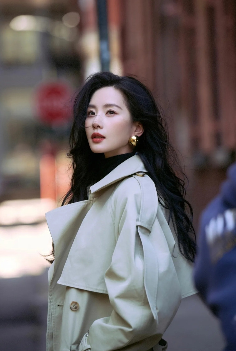 男生别低俗女性单身久了没人要！她们不依赖爱情，照样把生活经营得风生水起。
