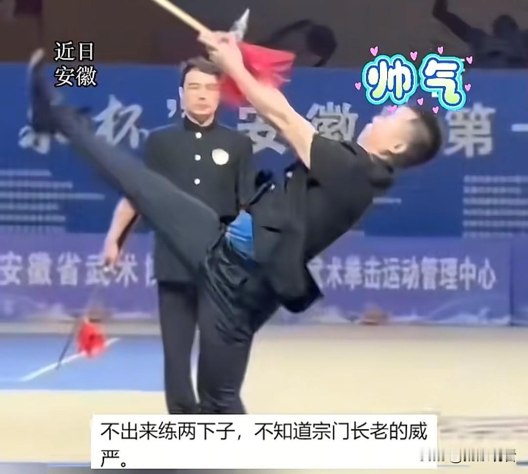 近日，在安徽省六安市的舒城县体育中心，安徽省第十六届传统武术比赛现场，谁能想到武