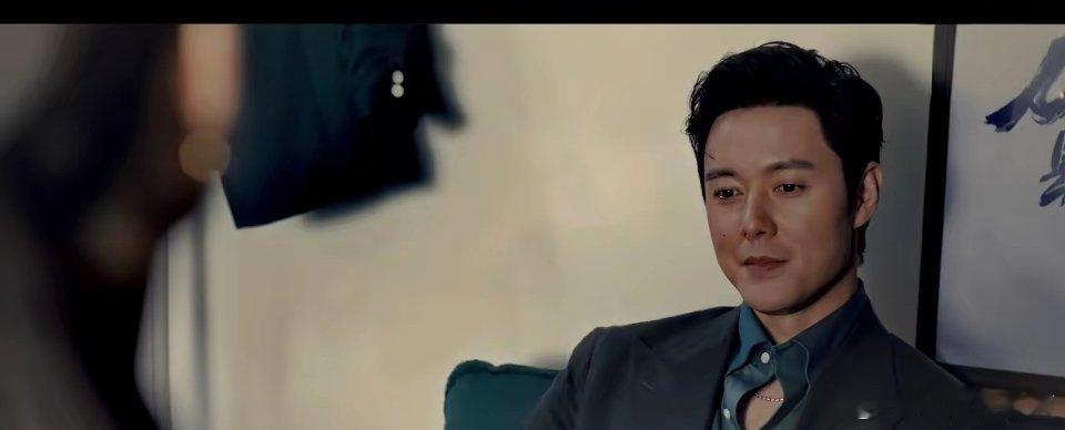 爱情没有神话：林展翘遇见过的四种虚妄情爱在《爱情没有神话》里，林展翘辗转遇见四个