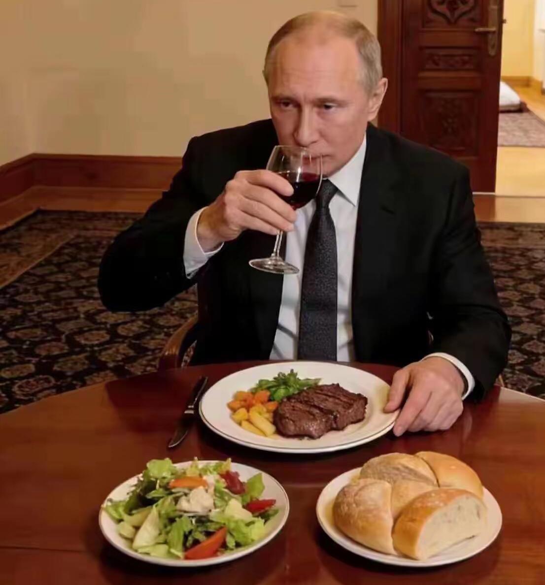 普京的这桌家常便饭，看似简单却着实不便宜，没有200元人民币根本下不来，若是在西