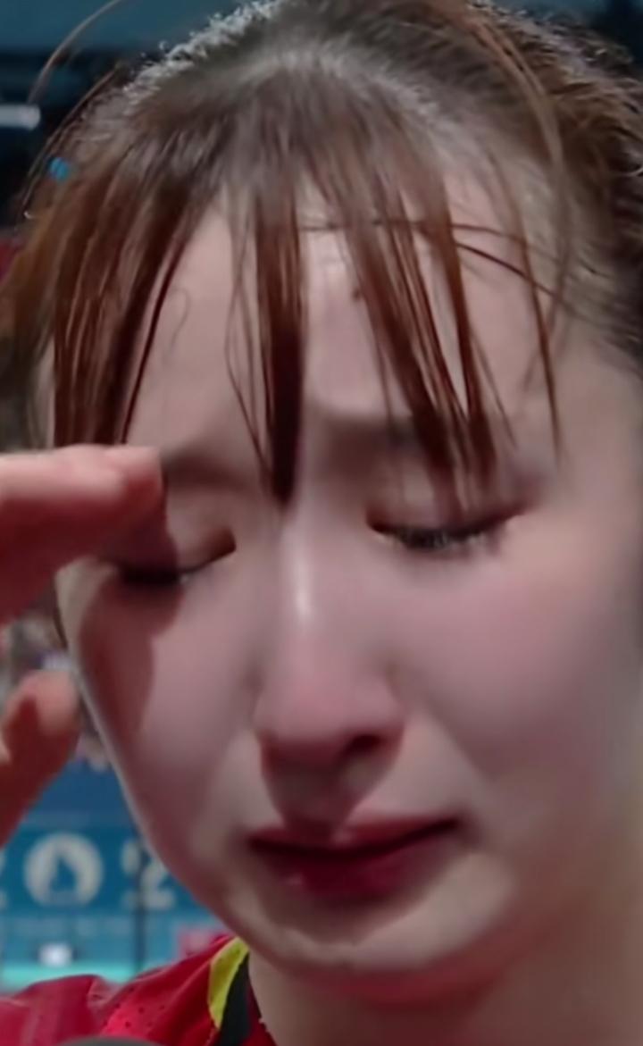 早田希娜一输球就哭，有网友调侃日本女乒是“眼泪套餐”。说实话，输球难受能理解，但