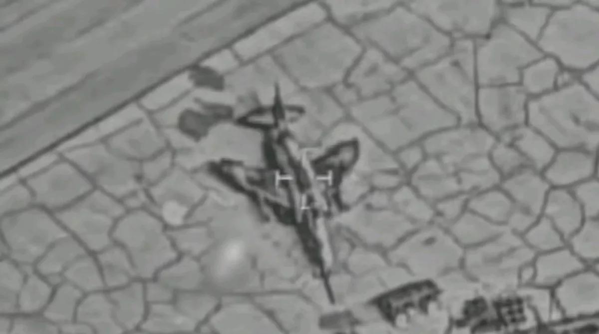 《耶路撒冷邮报》：以色列摧毁伊朗空军战斗机。当地时间1日，以色列国防部新闻处