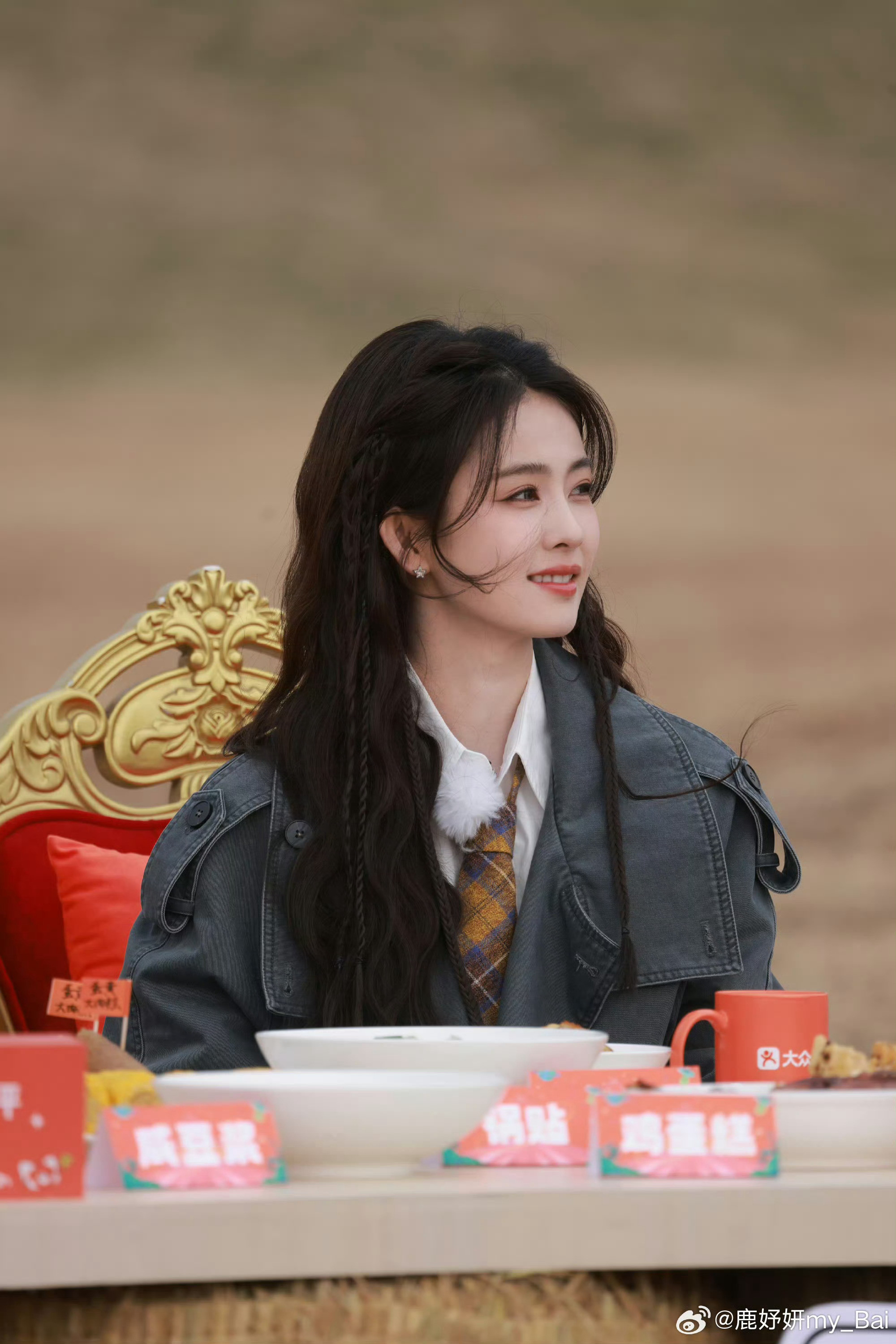 白鹿白鹿假发片跑掉了荧幕与综艺，是白鹿的两个平行世界，却都藏着让人沦陷的