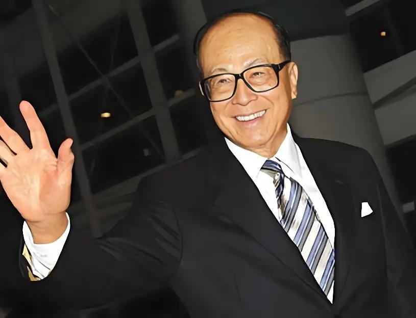 赚翻了，李嘉诚投资英国长河公司，现在完美退出，套现455亿港元，不知道现在英国有