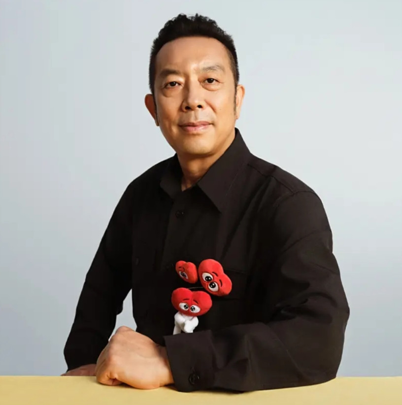 贾国龙：我读书不多别逼我。罗永浩：我高二退学谁怕谁！看这面相，两人都是狠人，