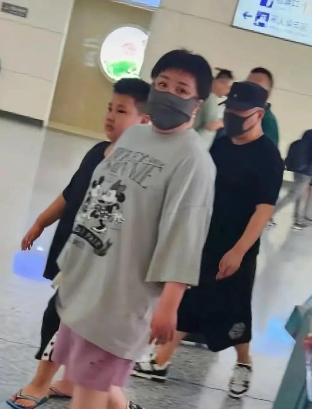 郭德纲的二公子郭汾阳已经胖成了一个小肉球，为什么郭德纲不再让他减肥了？郭麒麟小