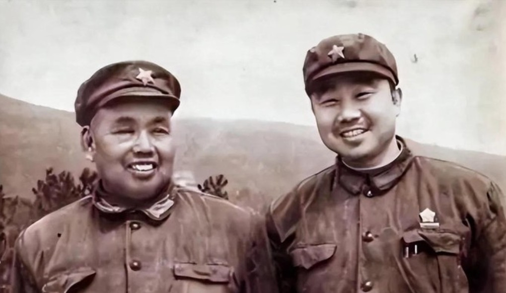 1957年，许世友将军的警卫连长去上海出差，和一男人擦肩而过。军人的警觉，让他猛