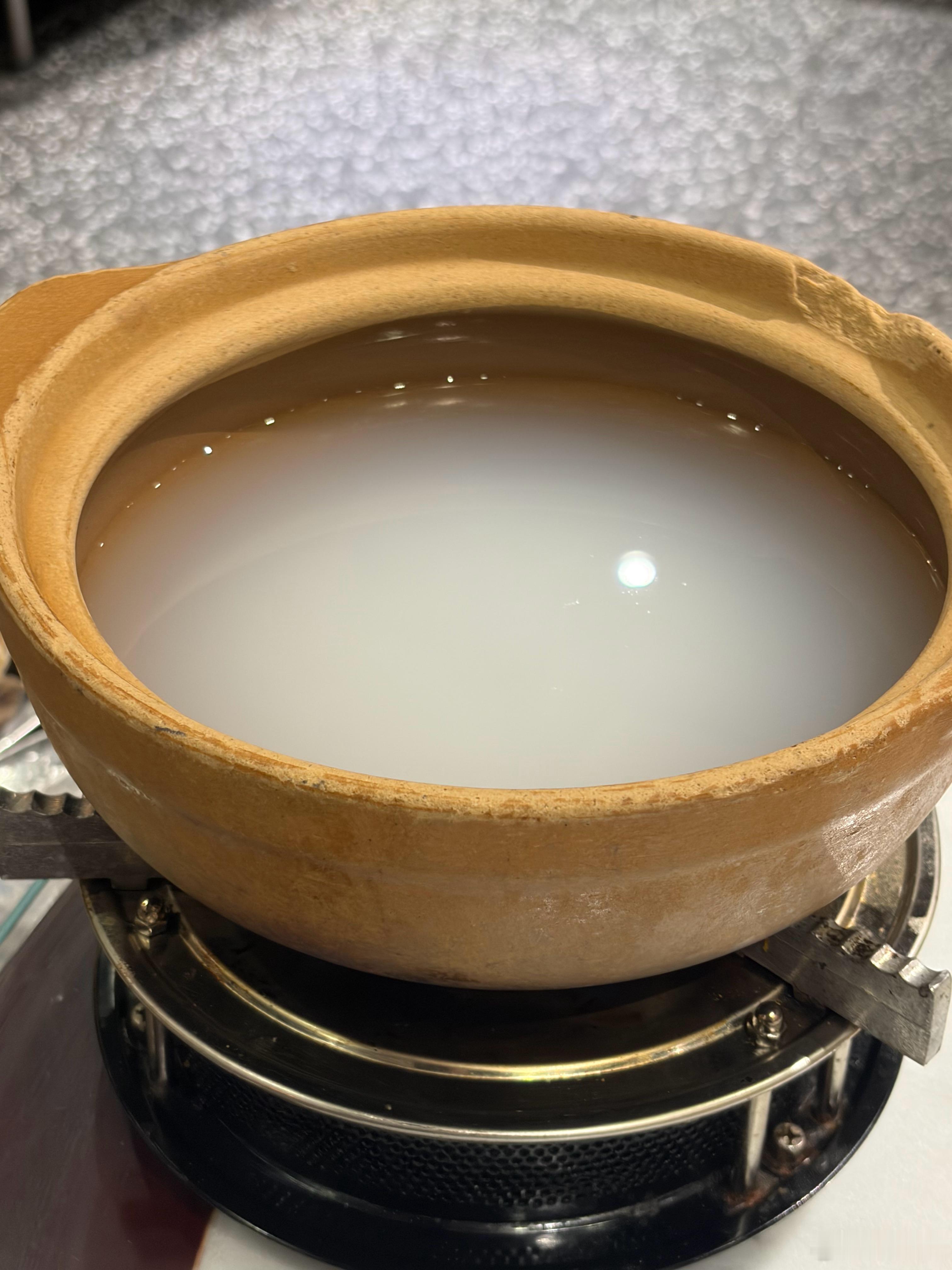 粥底火锅是谁研究的呢？香的令人上瘾