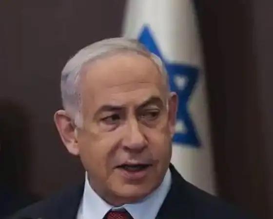 以色列历史轮回历史总是惊人地相似，以色列前两次建国，都没能熬过79年便走向灭亡