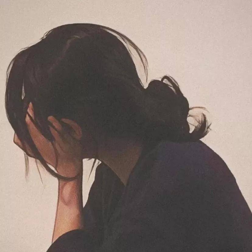 低头的温柔，独自承受的忧伤苦难的温柔哀伤情感笨拙相守无畏荒凉藏在转身里的