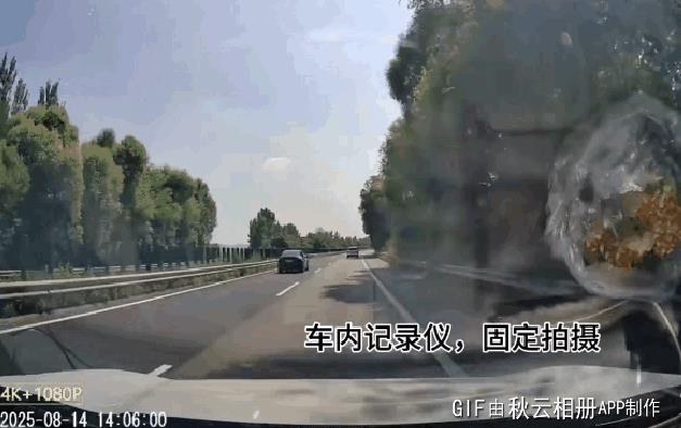 这种情况，即便有闪现都来不及了吧