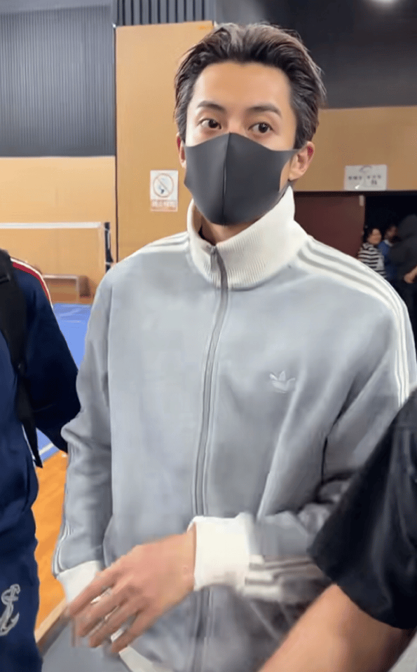 王🐒好man啊怒打篮球馆粉丝手机有我🍯姐当年风范