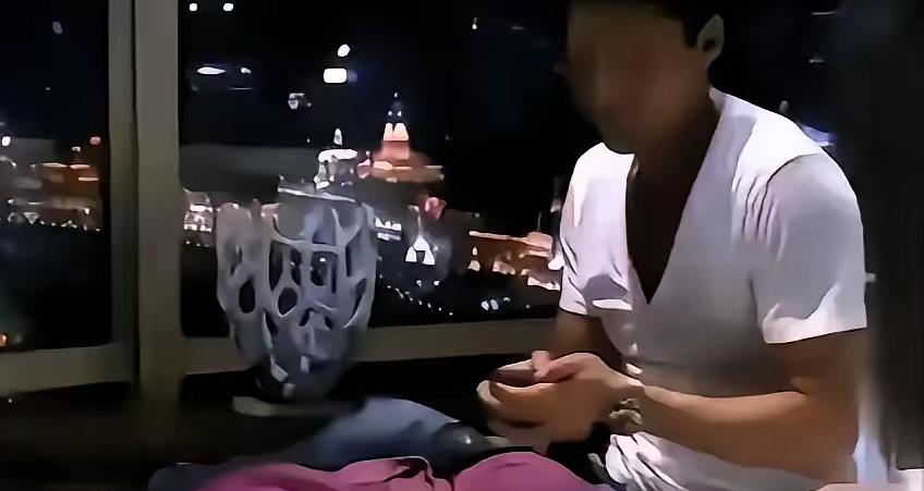 我今年55岁，女婿喝醉酒后，错把我当成了他老婆。那天晚上，女儿女婿带着外孙来家里