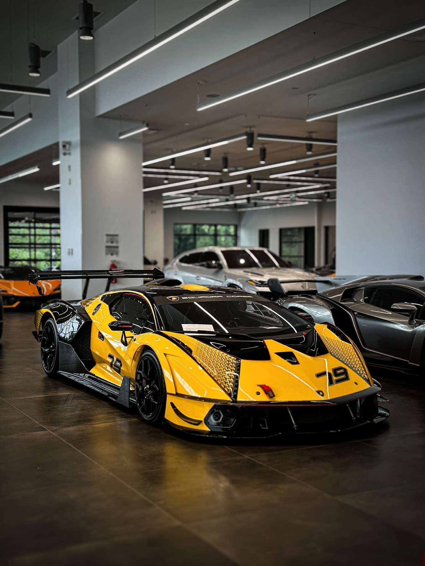 早上好～兰博基尼闫闯说车兰博基尼EssenzaSCV12