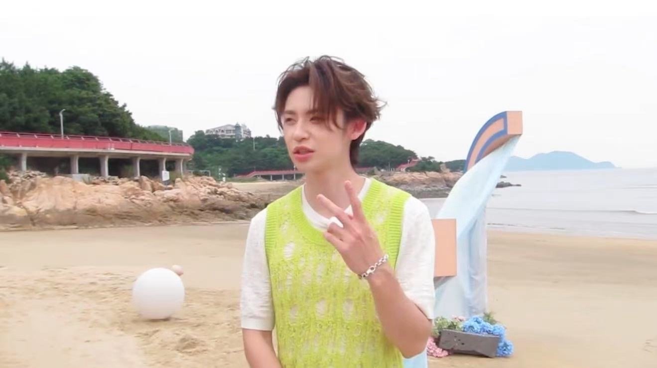 白鹿说小鬼是她的rapper老师两人在奔跑吧里不仅玩游戏超有梗，还暗戳戳约定