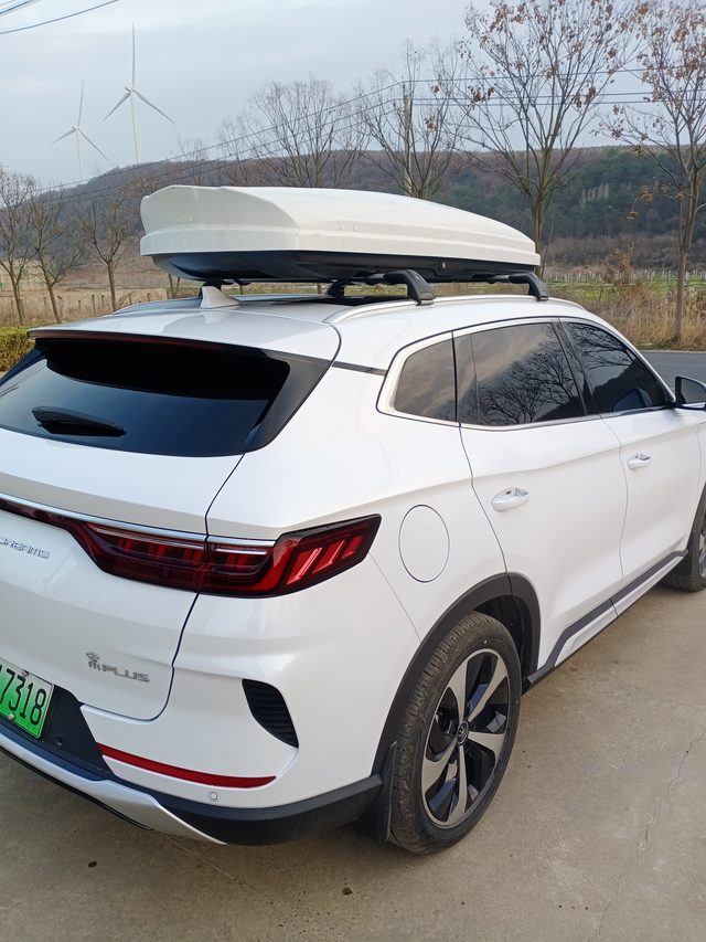 比亚迪宋有趣的车机我的宋DMi回来有一个月了，目前跑了2800公里左右，大部分