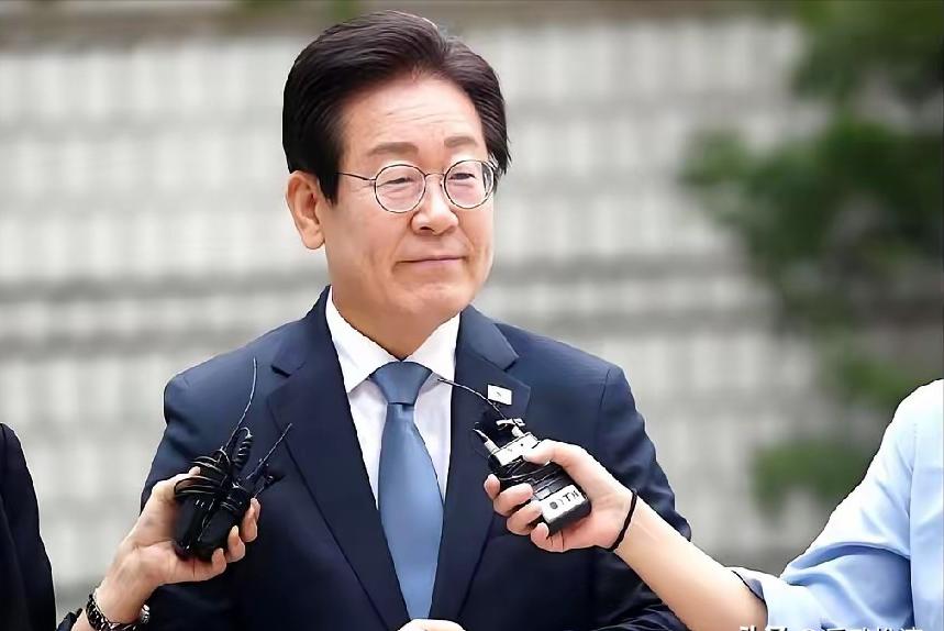 1月12日，李在明在访日前接受日本广播协会采访时的表态，看似抛出了一碗“中立鸡汤