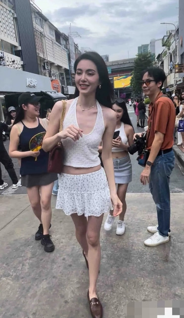 Mai真的太瘦了，感觉比浪姐时期更瘦了，这个小鸟腿真的是成年女性应该拥有的吗……