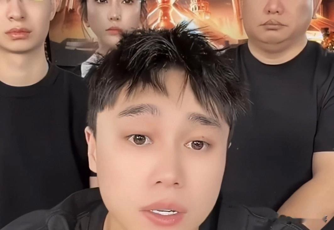 我没有粉丝了！刘二狗破防泪崩！刘二狗坦言自己为了转型电