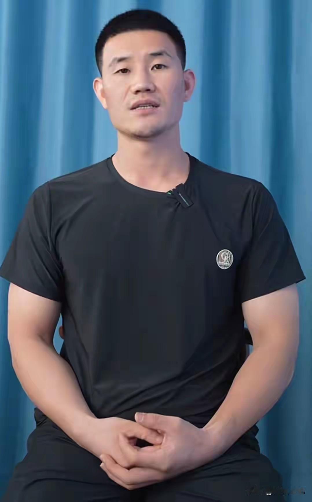 嘎子谢孟伟官宣退网，说“我真的累了”，其实嘎子现在退网真的是明智之举！嘎子成