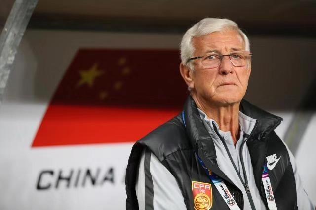 里皮的那届国足其实很强！如果2018年世界杯预选赛十二强赛一开始就是里皮执教的