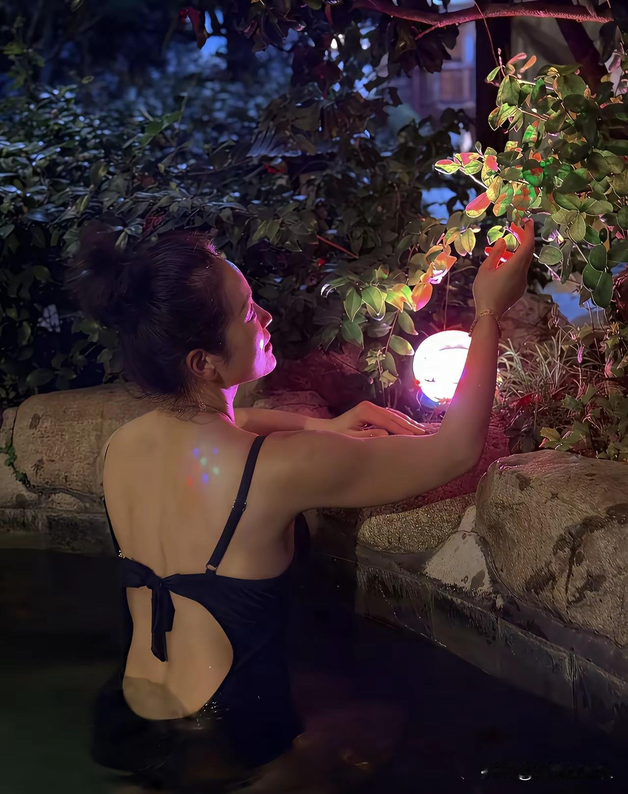 冬天来了泡个温泉真的很舒服！[大笑]温泉温泉旅行好去处