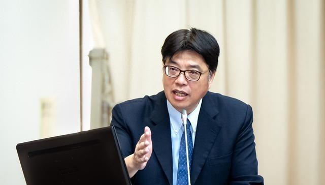 台当局喊话大陆，接受“中华民国”才能和谈，国台办回应五个字。有些人啊，明知走不通