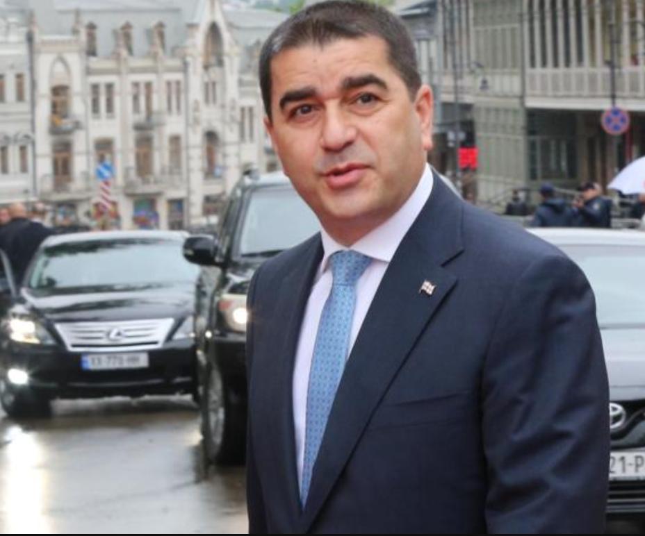 【格鲁吉亚指责乌克兰“忘恩负义”。基辅予以回击。】格鲁吉亚议会议长沙尔瓦·帕普阿