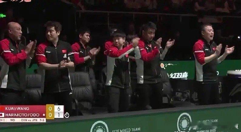 中国8：5战胜日本队。今天中国队以最强阵容出战。混双：莎头组合女单：王曼昱男单：