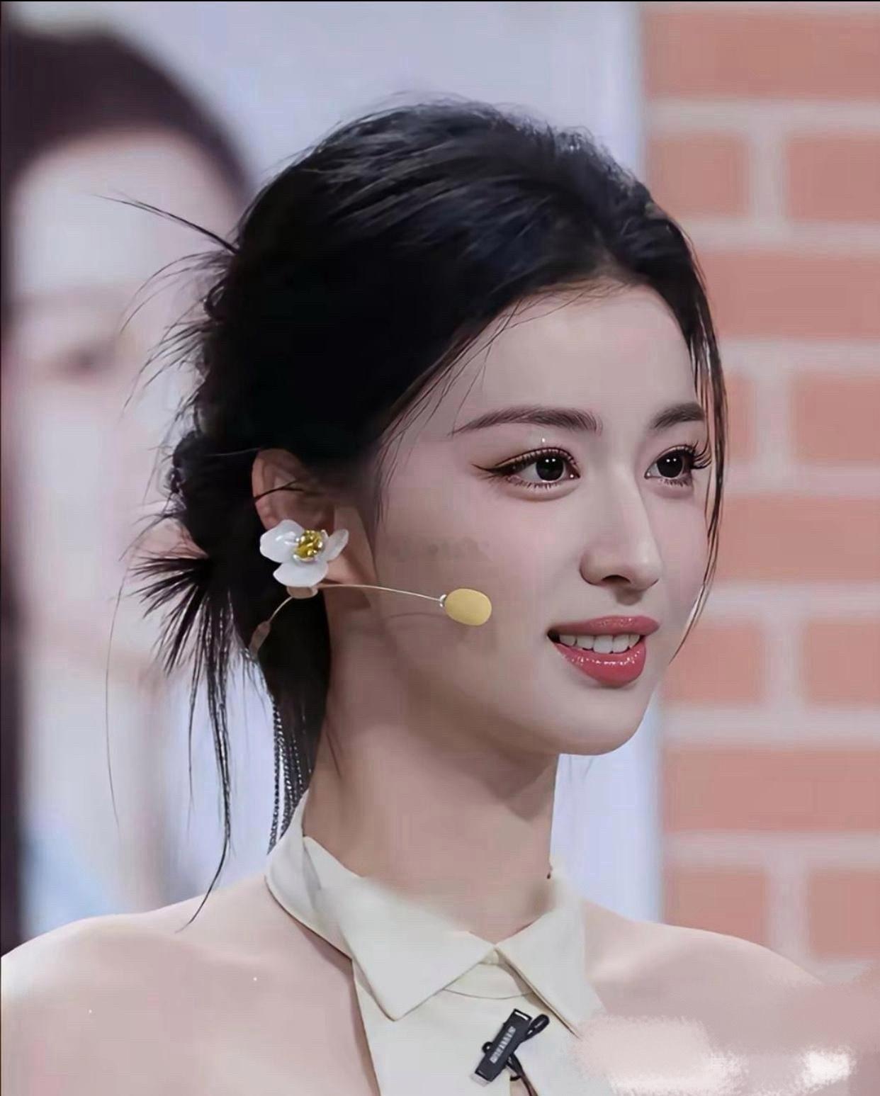 不得不说化妆是一门艺术反差真的很大
