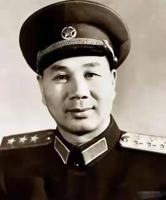杨成武晚年告诉聂荣臻：1938年阜平那一仗，我私自撕了一封密令。聂帅听完这话