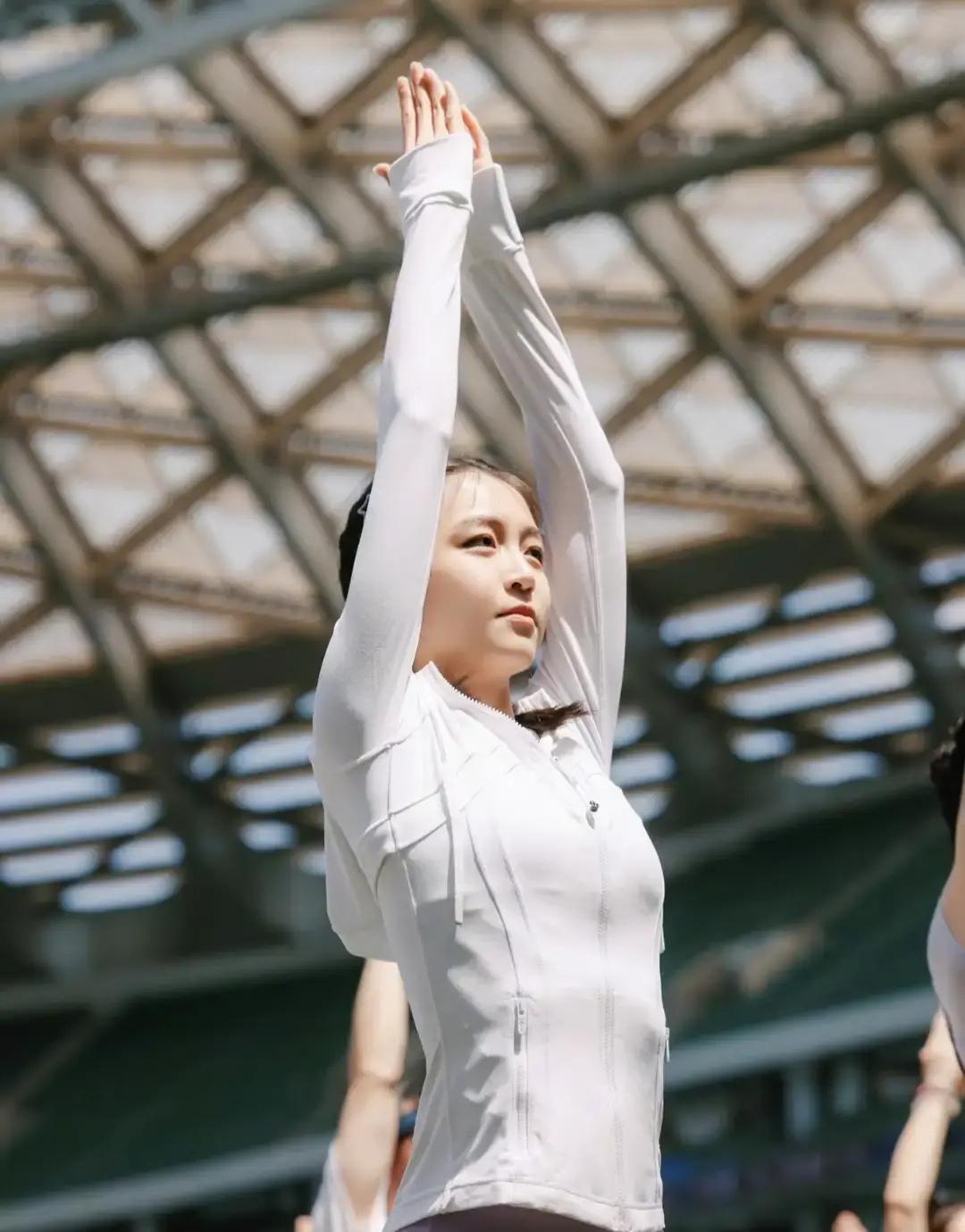 67.49分，朱易还能翻盘吗？昨晚短节目结束，她落后陈虹伊1.63分，落冰