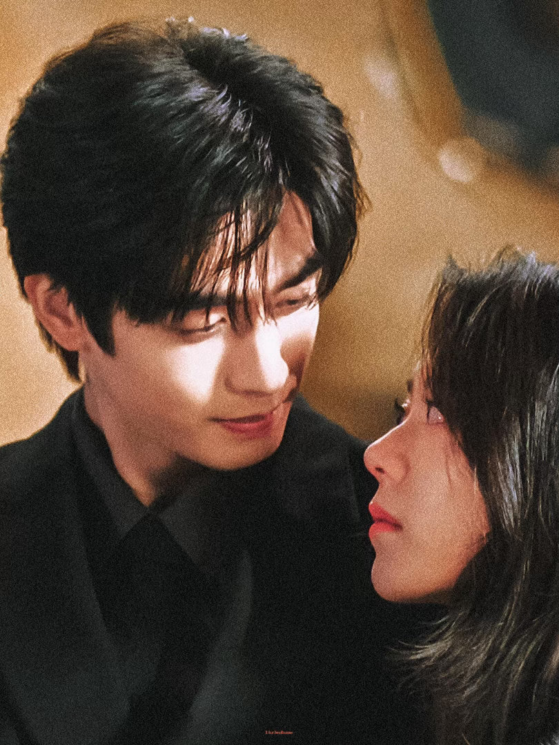 林屿森陪聂曦光重读三体你的赛博读书搭子已上线微小说大赛聂曦光喜欢什么，林屿森就