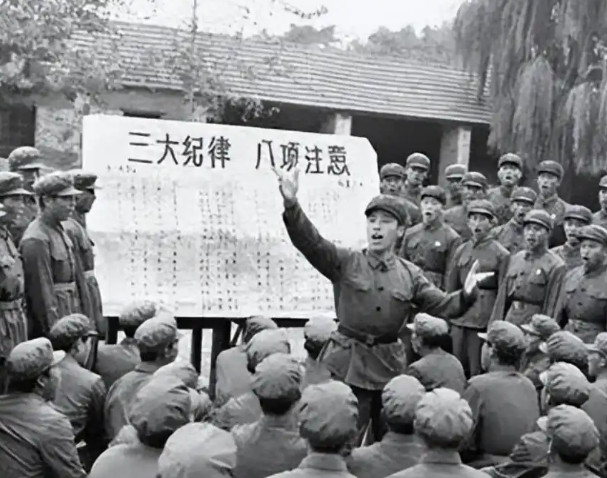 1938年11月，宋时轮得知第五大队200多人，被日军残忍杀害，当即率兵伏击日军