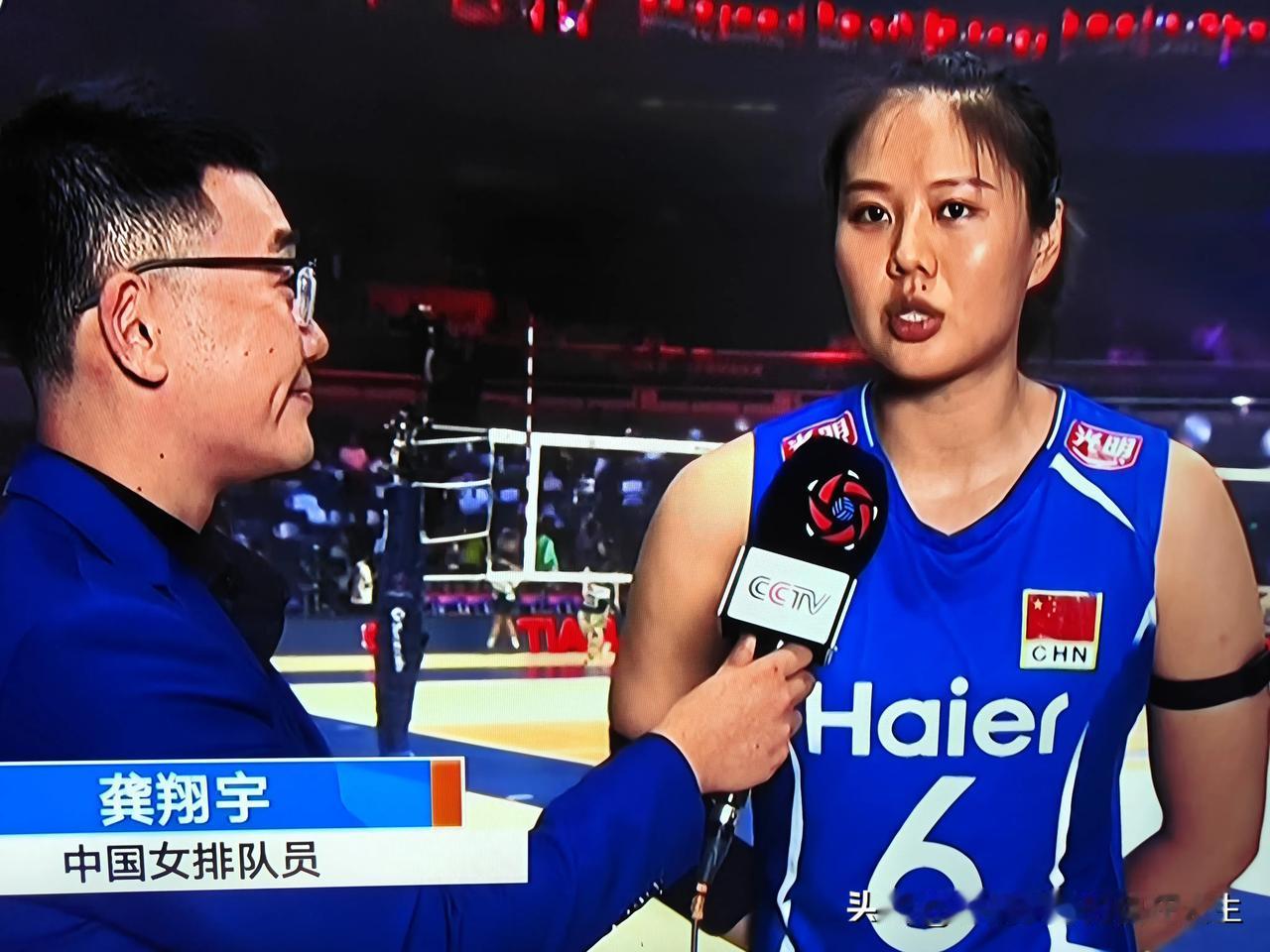 中国女排3比0击败伊朗女排闯进亚锦赛决赛，将与泰国女排争夺唯一一张直通奥运会的入