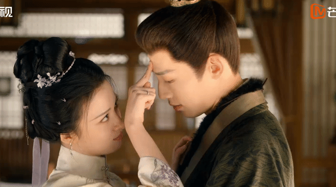 明月录拍出了女官和太监做夫妻王楚然、辛云来《明月剧》预告刚出被吐槽，男主侧脸好虐
